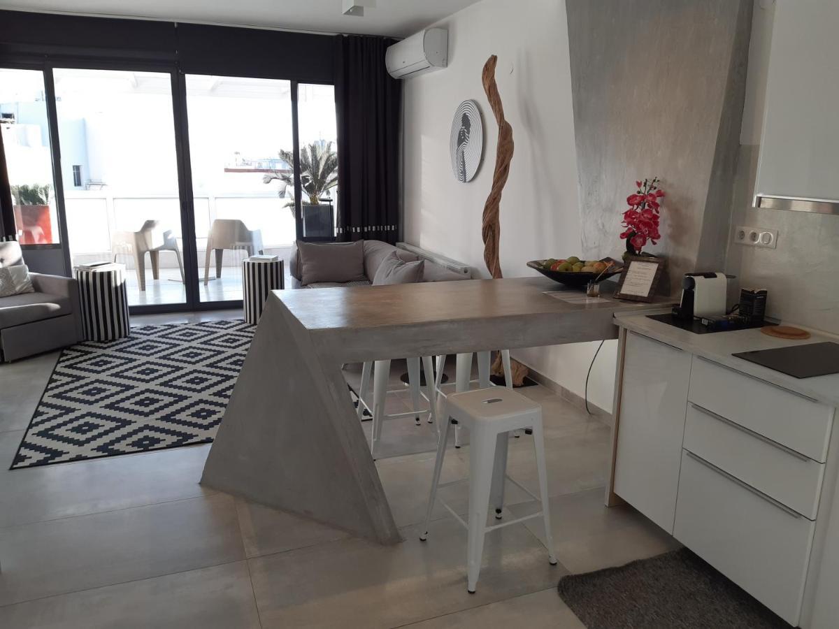 Art Suite 7 Thessaloníki Luaran gambar