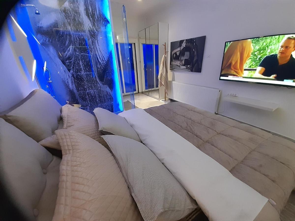 Art Suite 7 Thessaloníki Luaran gambar